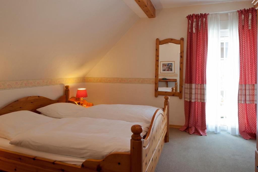 Landhotel Sauerlaender Hof Eslohe Kamer foto
