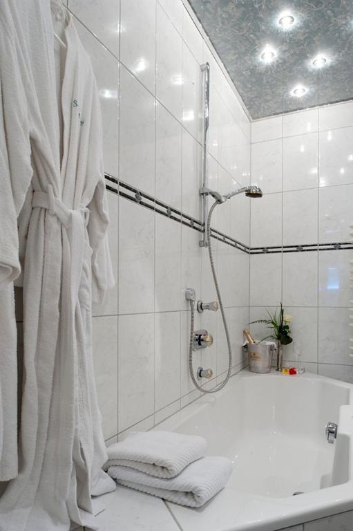 Landhotel Sauerlaender Hof Eslohe Kamer foto